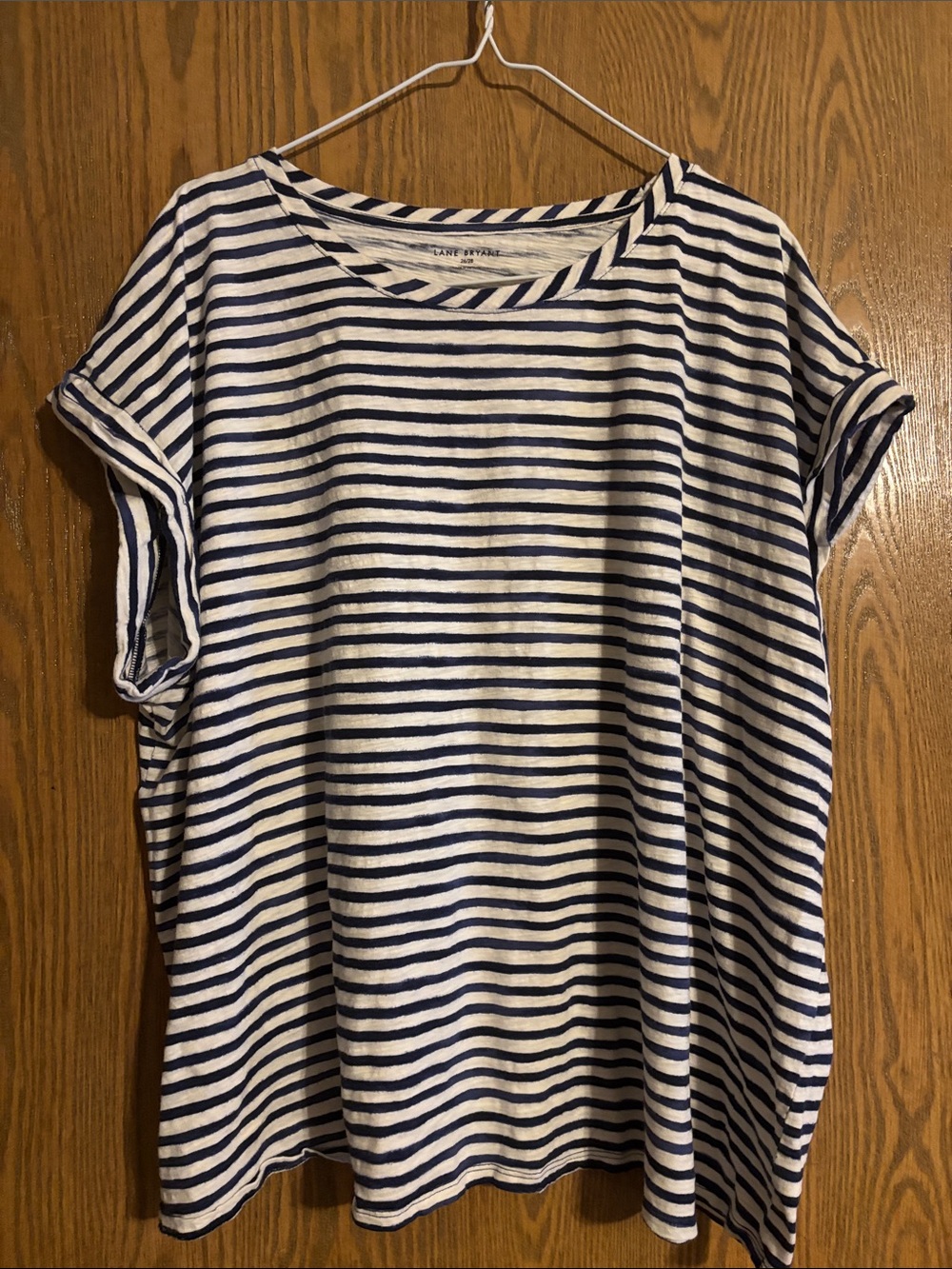 Lane Bryant Striped Navy and White Women’s Short Sleeve Tee Size 26/28